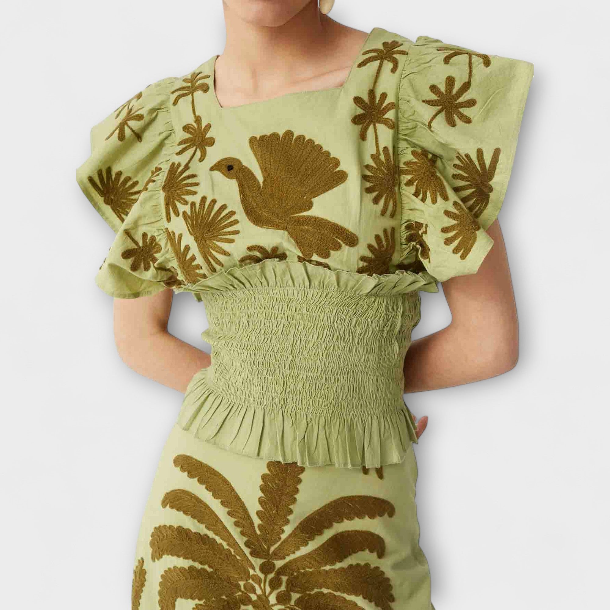 Tyylikäs palmupuu mekko