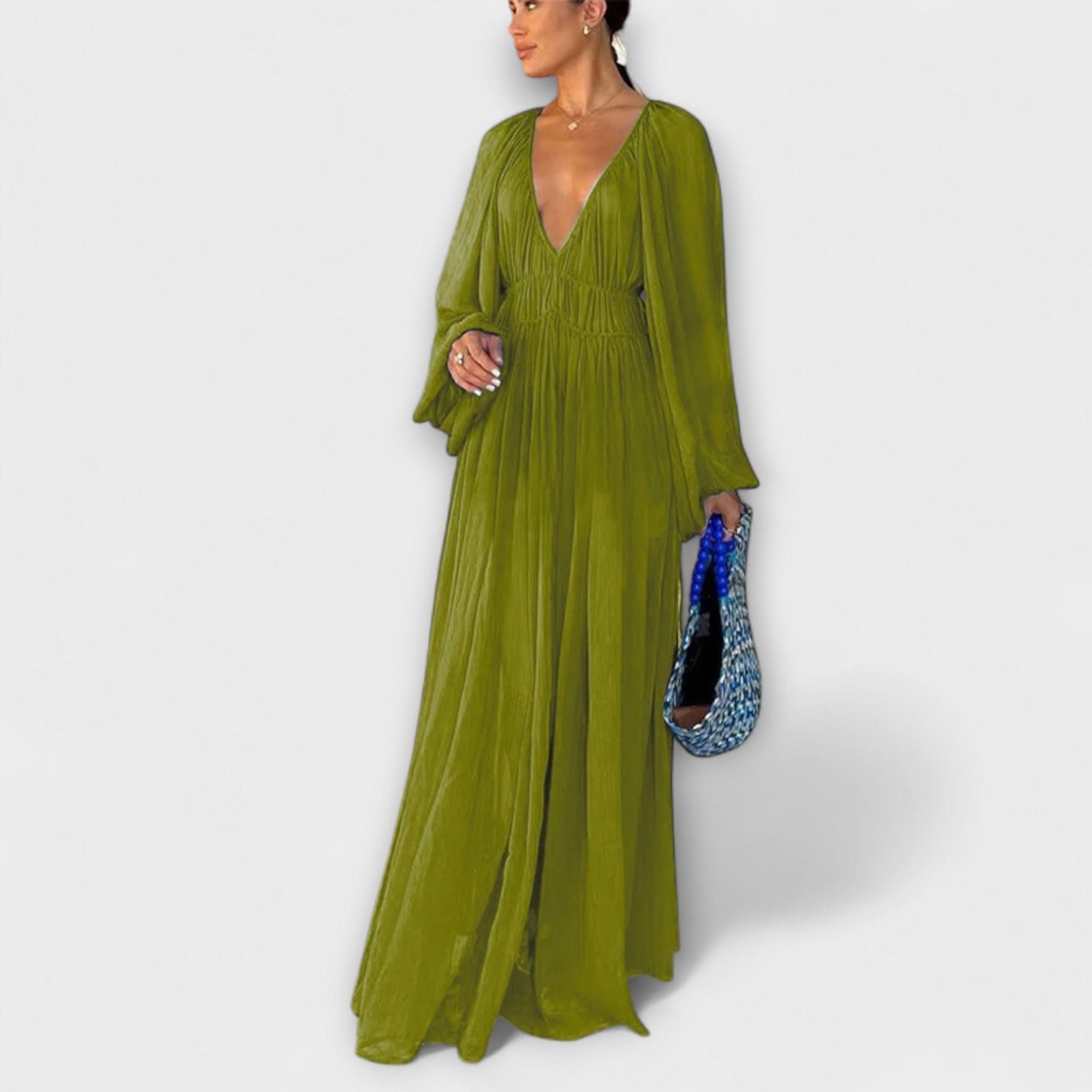 Elegantti pitkähiha pliseerattu mekko