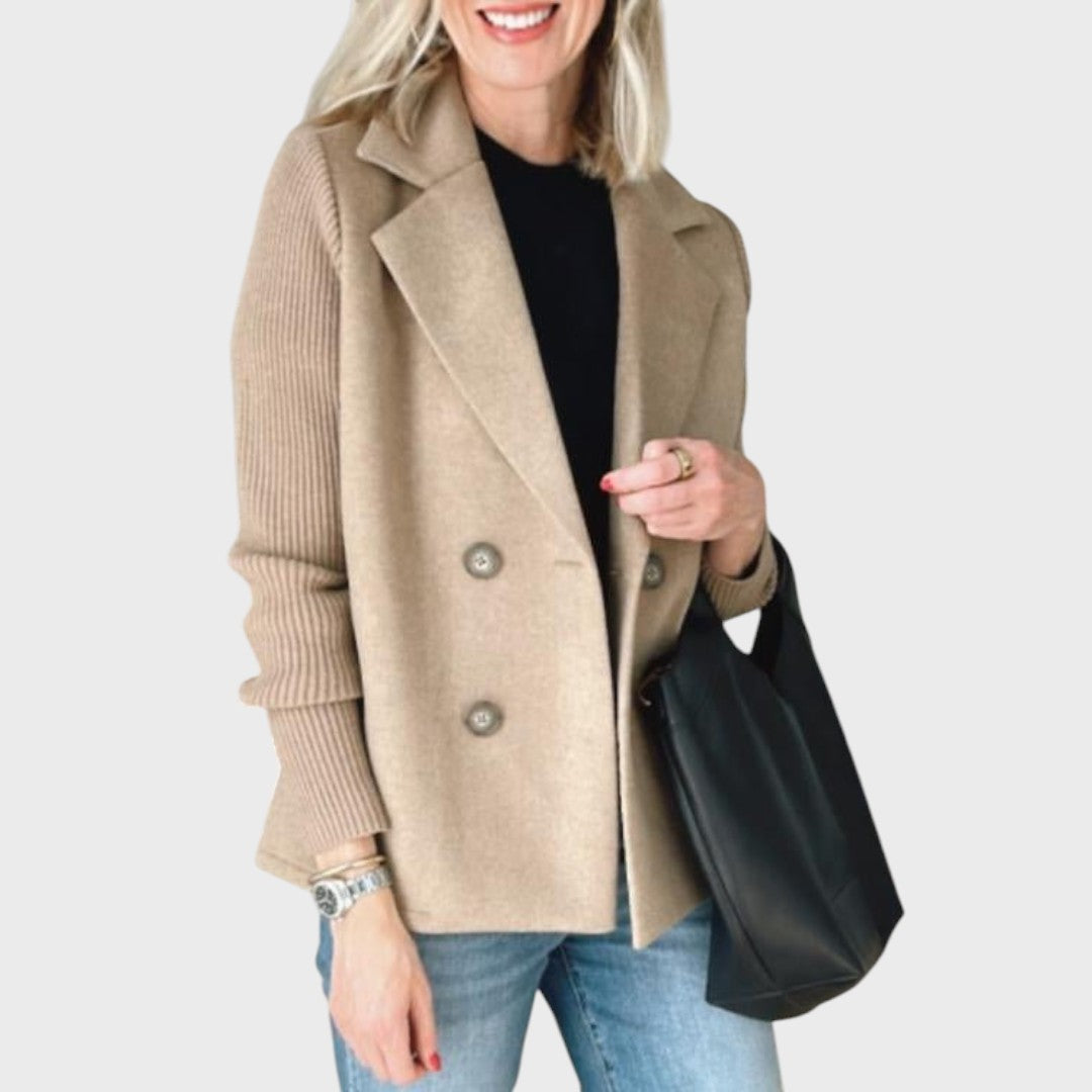 Emma – Elegantti bleiseri neulehihoilla