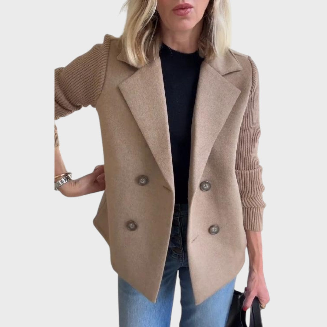 Emma – Elegantti bleiseri neulehihoilla