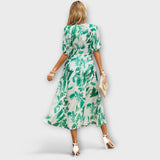 Tyylikäs Midi Mekko